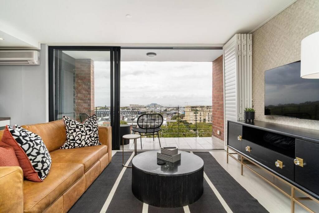 Styled Top Floor Apartment, With Back-Up Power Cape Town Exterior photo